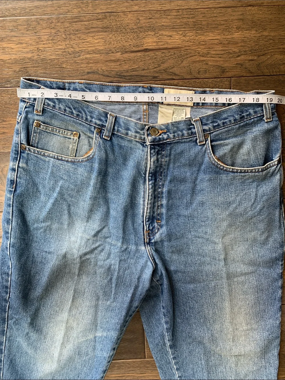 Eddie Bauer Faded Blue Relaxed Men's Jeans. Pre-Owned. Size:40x30.